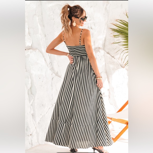 Striped Black and White Maxi Dress - Picture 5 of 6